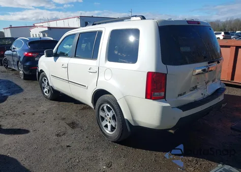 2011 Honda Pilot Touring из США, поврежденный, VIN 5FNYF4H95BB096532